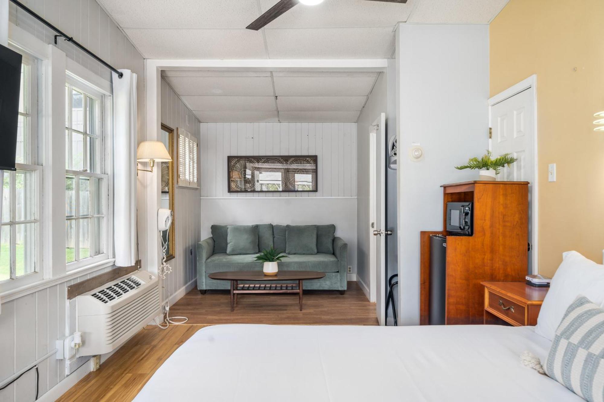 Cedarwood Inn Hendersonville Zewnętrze zdjęcie