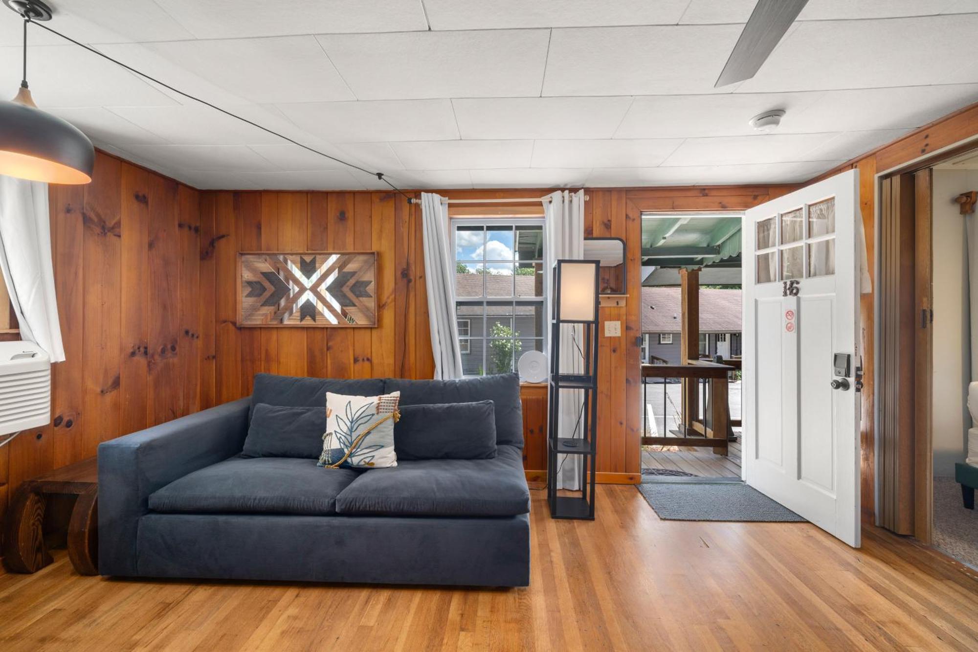 Cedarwood Inn Hendersonville Zewnętrze zdjęcie