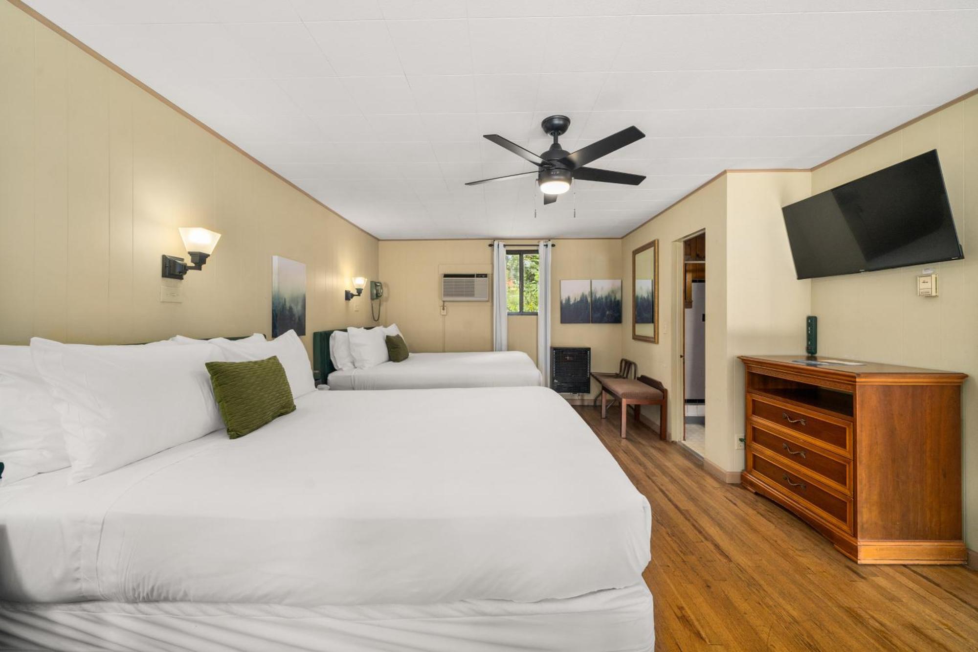 Cedarwood Inn Hendersonville Zewnętrze zdjęcie