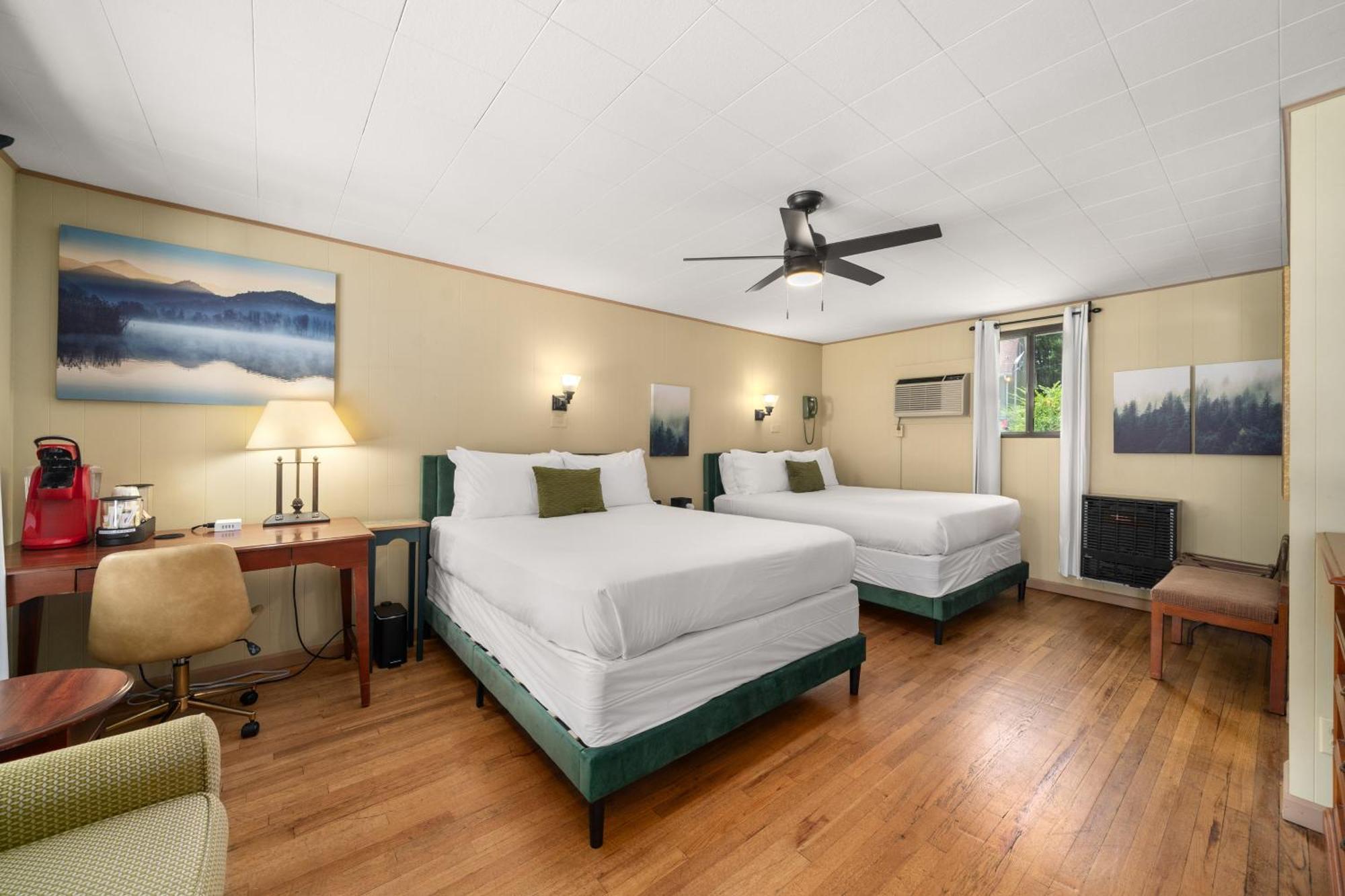 Cedarwood Inn Hendersonville Zewnętrze zdjęcie