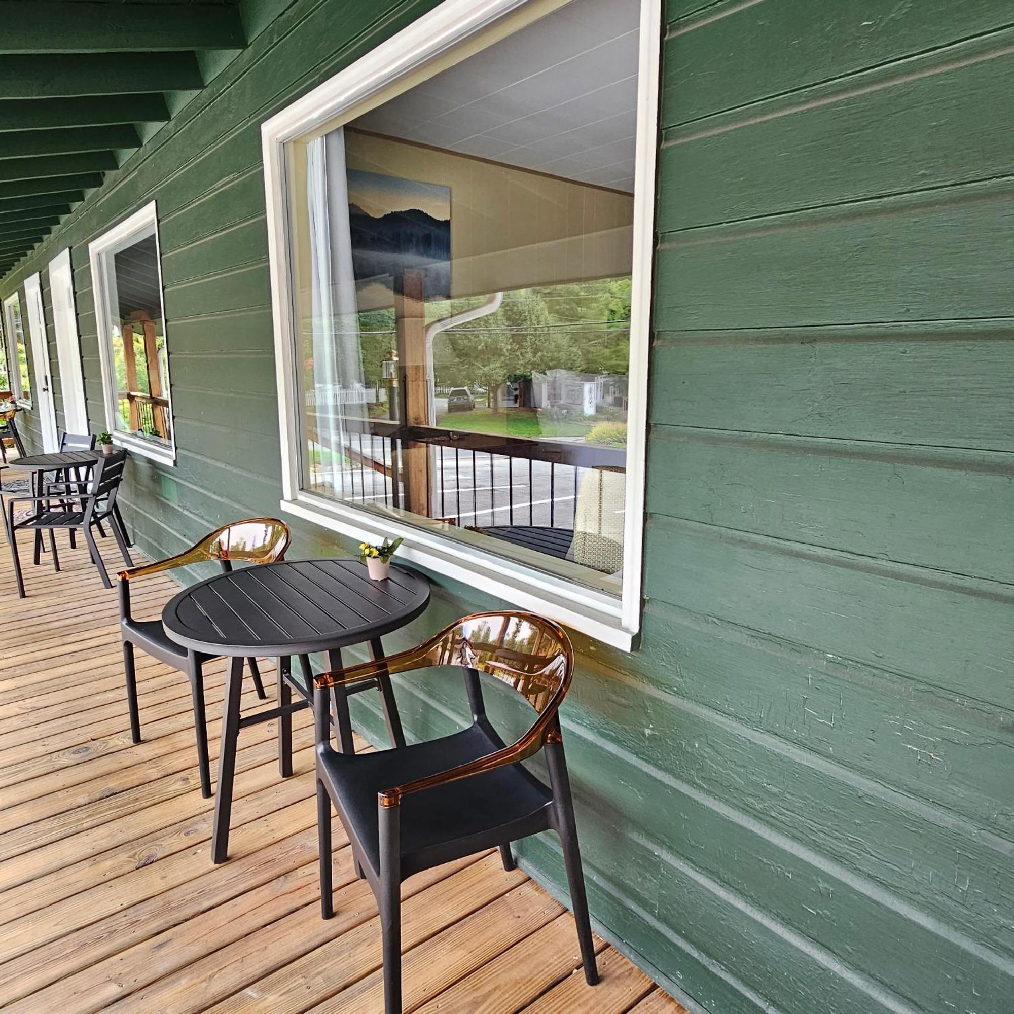 Cedarwood Inn Hendersonville Zewnętrze zdjęcie