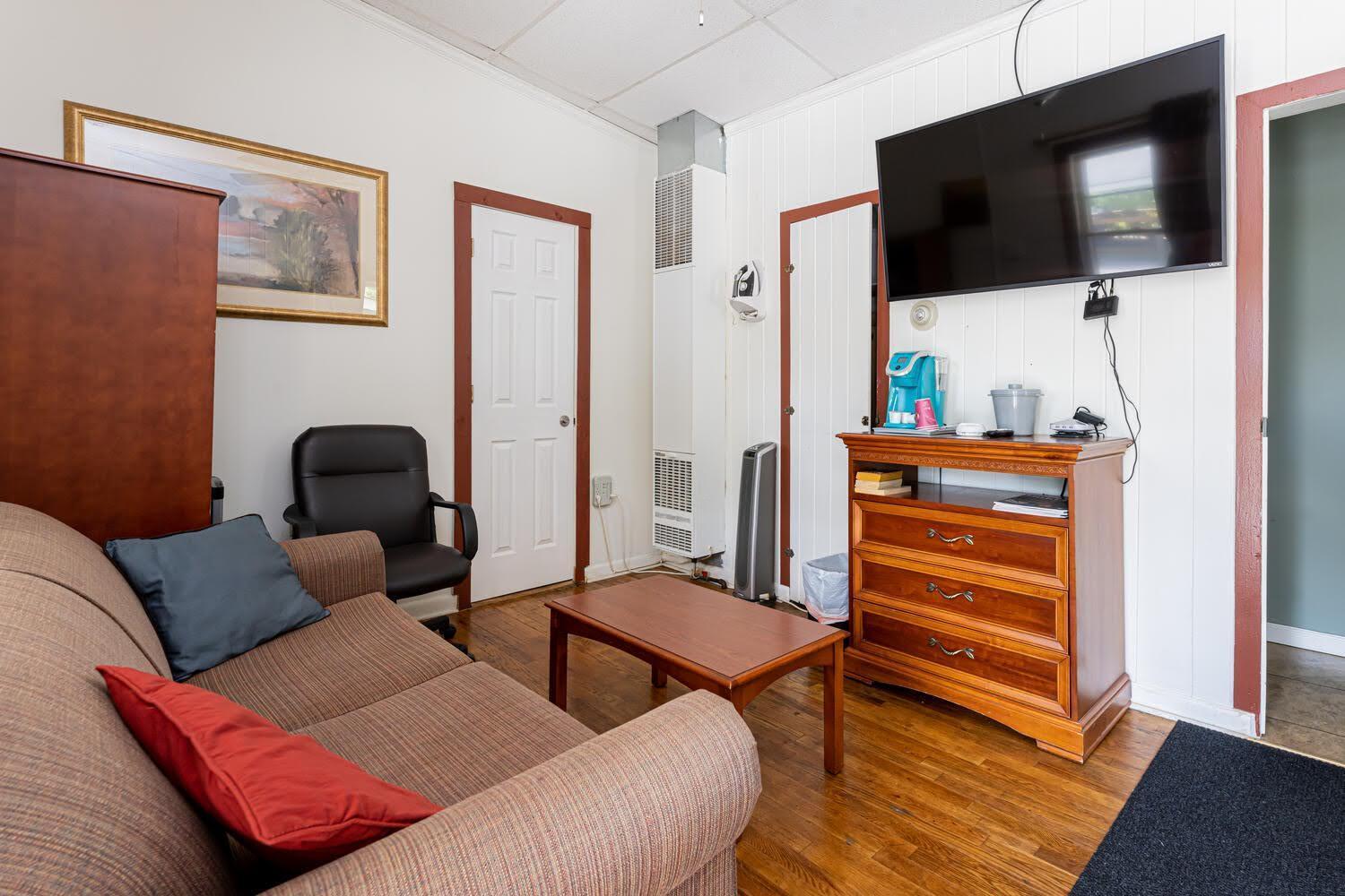 Cedarwood Inn Hendersonville Zewnętrze zdjęcie