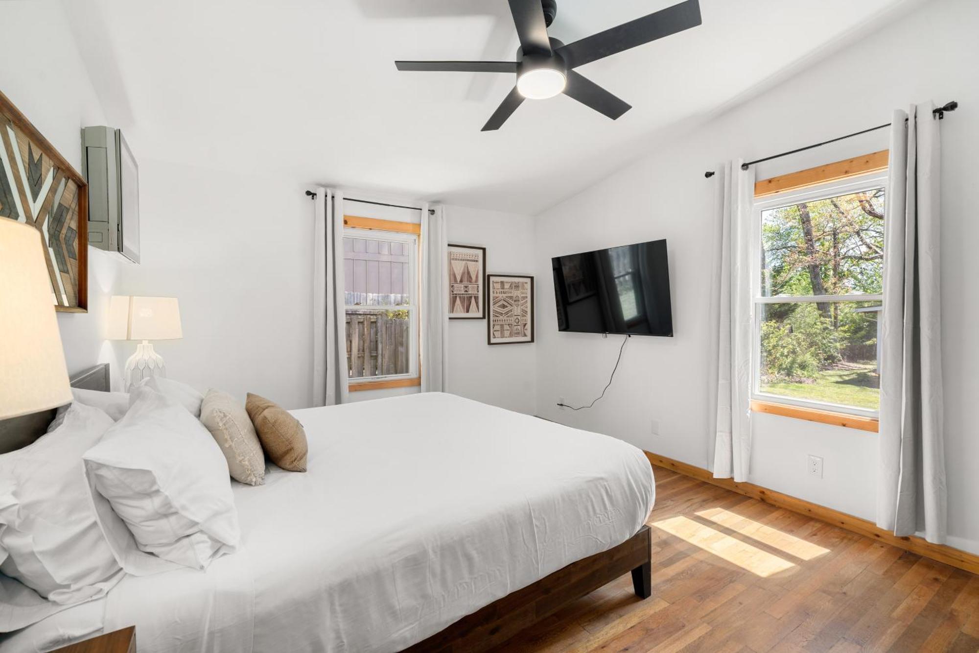 Cedarwood Inn Hendersonville Zewnętrze zdjęcie