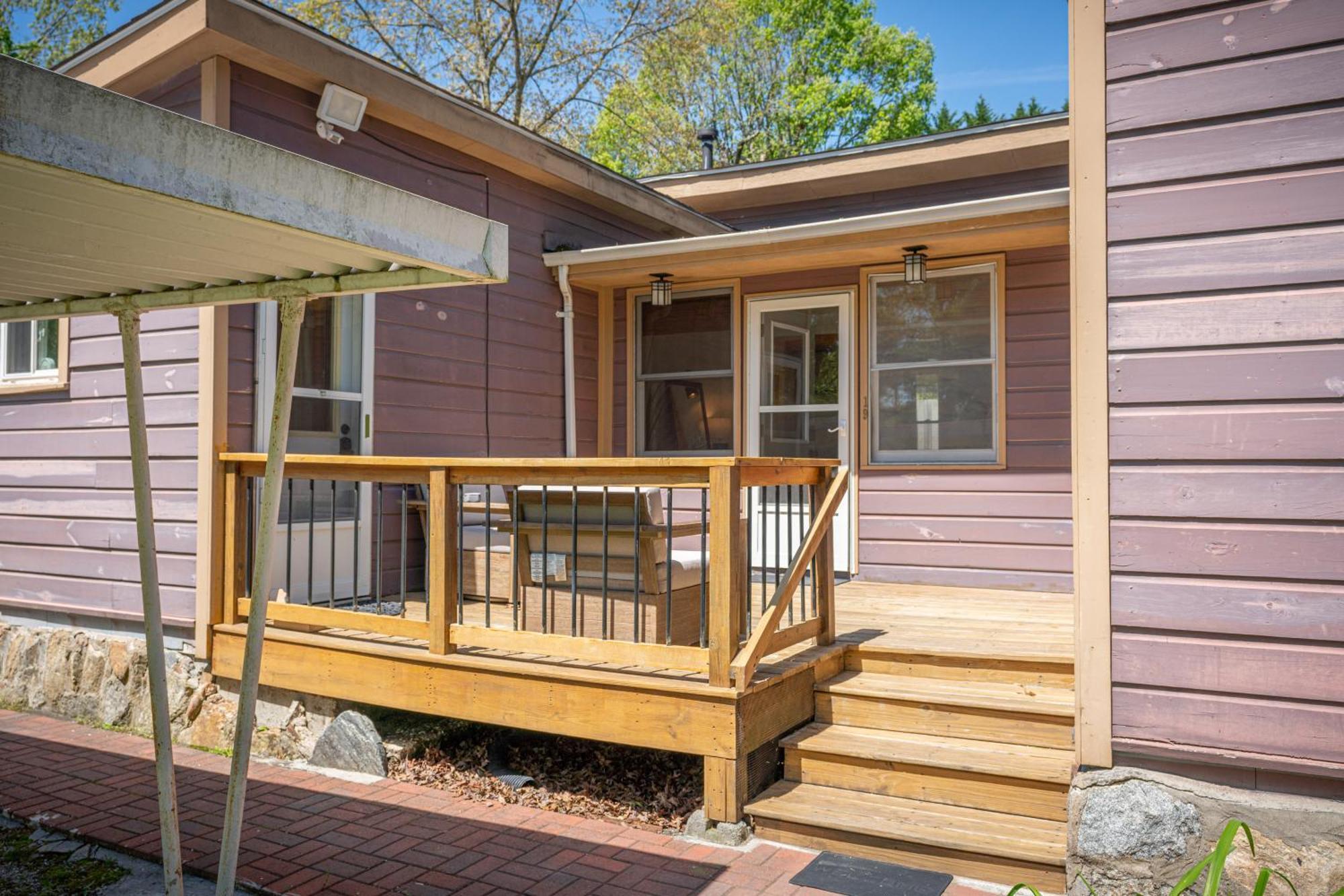 Cedarwood Inn Hendersonville Zewnętrze zdjęcie