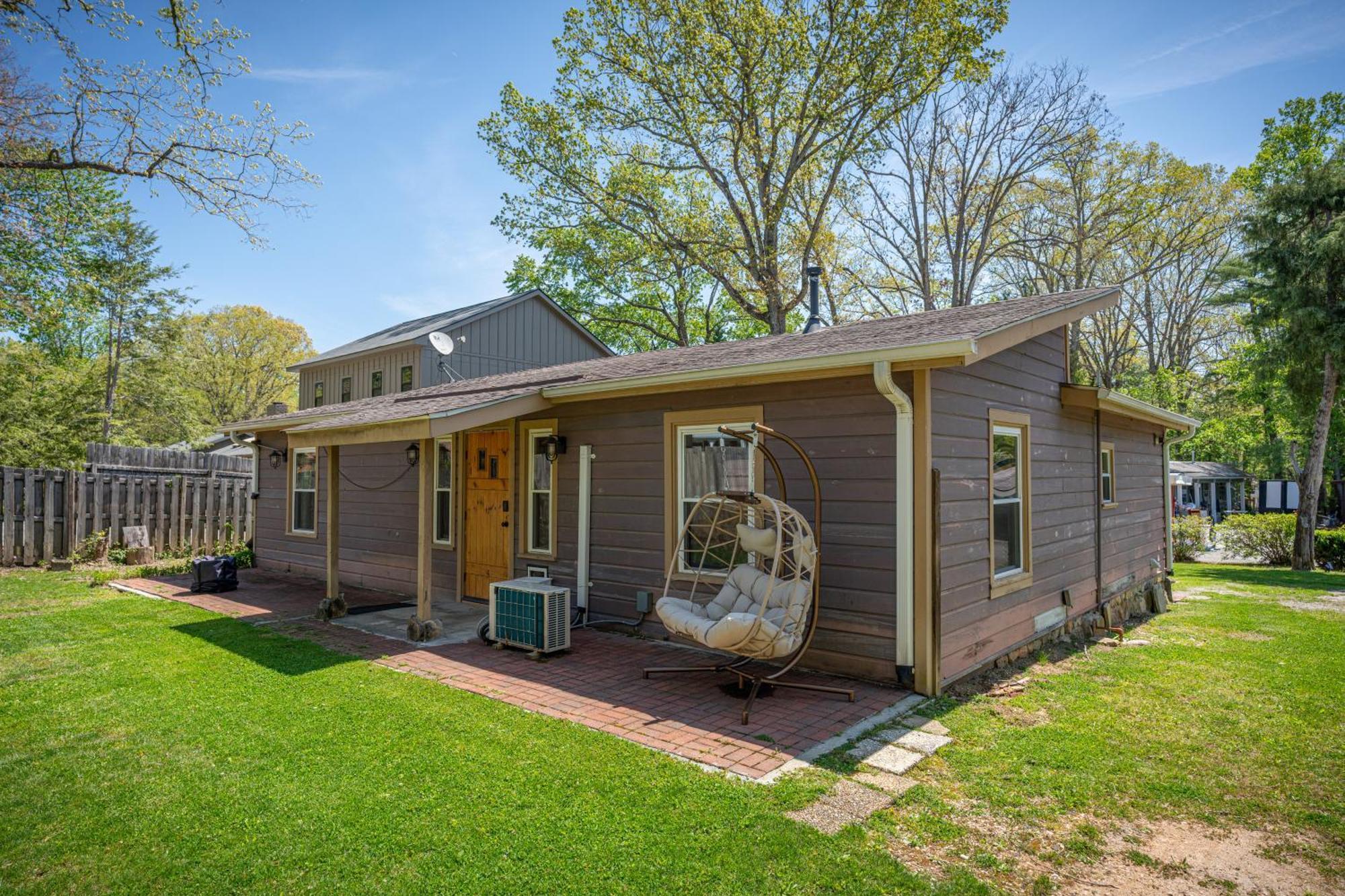 Cedarwood Inn Hendersonville Zewnętrze zdjęcie